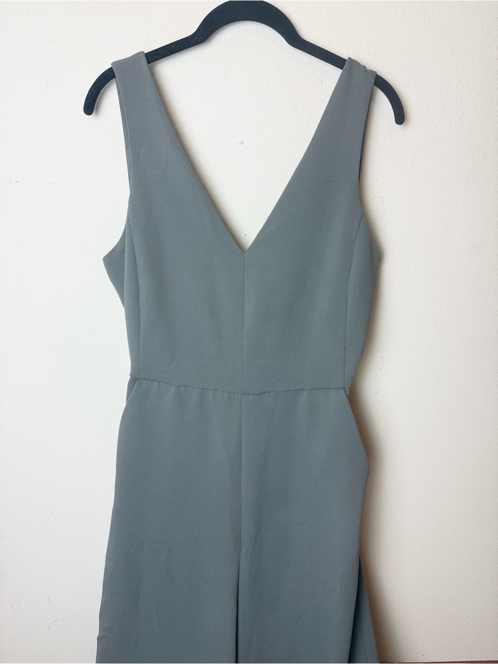 V-Neck Open Back Sleeveless Jumpsuit